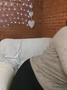 Snapshot of Lilybanx chatting on March 28, 2026, 7:26 pm Lilybanx online show from March 28, 2026, 7:26 pm