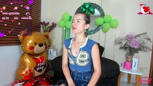 NicoleSantana online show from March 16, 2026, 11:40 pm