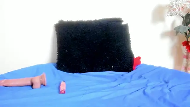 NicoleSantana online show from March 27, 2026, 1:25 am