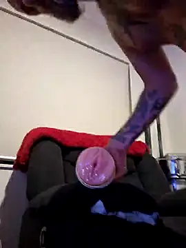 Snapshot of PhoenixDesire@xh chatting on December 30, 2024, 2:30 pm PhoenixDesirexh online show from December 30, 2024, 2:30 pm