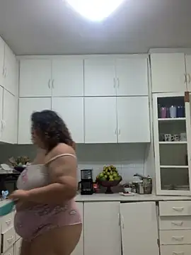 Snapshot of valentinny chatting on October 19, 2025, 1:19 am valentinny online show from October 19, 2025, 1:19 am