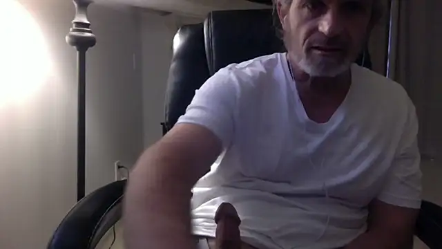 Snapshot of readyforfunxxx chatting on June 7, 2026, 2:00 pm readyforfunxxx online show from June 7, 2026, 2:00 pm