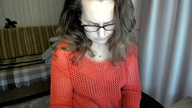 lauraoven online show from January 15, 2026, 10:40 am