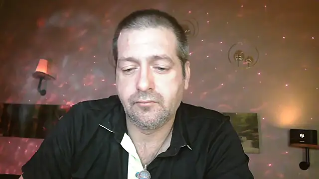 Snapshot of matrikes1 chatting on March 1, 2025, 7:04 pm matrikes1 online show from March 1, 2025, 7:04 pm