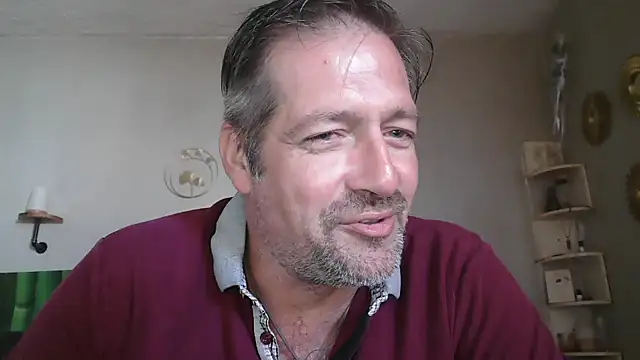 Snapshot of matrikes1 chatting on September 28, 2025, 2:02 pm matrikes1 online show from September 28, 2025, 2:02 pm