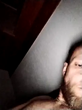 Snapshot of Kw8585kw chatting on February 18, 2025, 9:09 pm Kw8585kw online show from February 18, 2025, 9:09 pm