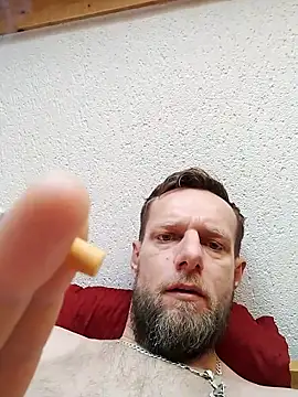 Snapshot of Kw8585kw chatting on February 25, 2025, 1:53 pm Kw8585kw online show from February 25, 2025, 1:53 pm