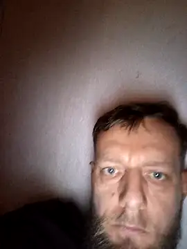 Snapshot of Kw8585kw chatting on November 28, 2025, 8:36 am Kw8585kw online show from November 28, 2025, 8:36 am