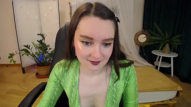 Snapshot of CloudGrace chatting on March 8, 2025, 3:17 am CloudGrace online show from March 8, 2025, 3:17 am