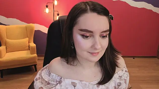 Snapshot of CloudGrace chatting on September 30, 2025, 6:14 pm CloudGrace online show from September 30, 2025, 6:14 pm