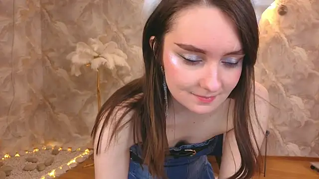 CloudGrace online show from November 28, 2025, 3:17 am