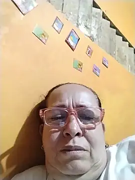 Snapshot of LaGochis07 chatting on May 25, 2026, 10:47 am LaGochis07 online show from May 25, 2026, 10:47 am