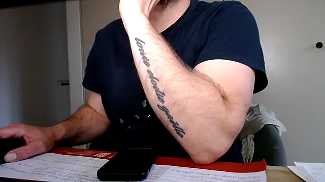 mrbigballs online show from May 7, 2026, 6:44 pm