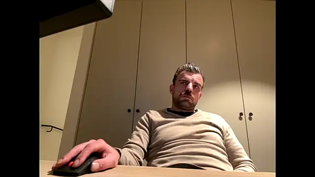 mrbigballs online show from November 15, 2025, 4:44 pm