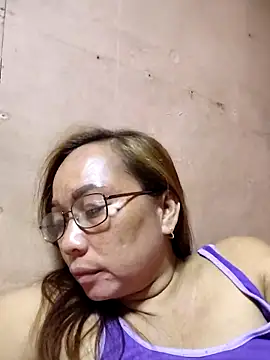 Snapshot of asianwet4u chatting on October 25, 2025, 4:18 pm asianwet4u online show from October 25, 2025, 4:18 pm