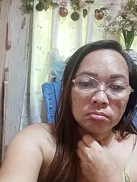 Snapshot of asianwet4u chatting on July 19, 2026, 4:21 am asianwet4u online show from July 19, 2026, 4:21 am