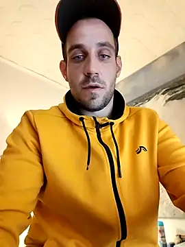 Snapshot of Codymc89 chatting on November 29, 2025, 8:03 am Codymc89 online show from November 29, 2025, 8:03 am