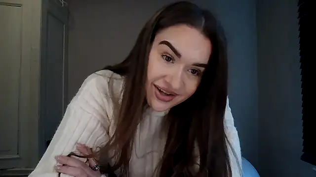 avajade online show from November 24, 2025, 11:54 am