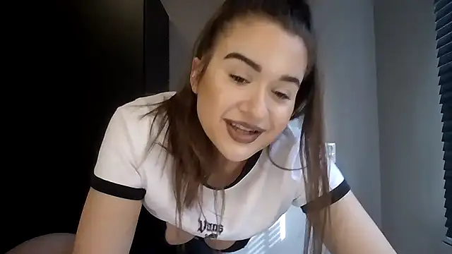 avajade online show from February 16, 2026, 11:42 am