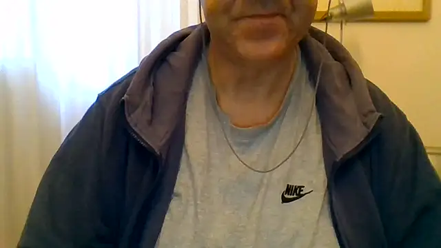 Snapshot of ANONIMO7735 chatting on May 25, 2026, 5:07 am ANONIMO7735 online show from May 25, 2026, 5:07 am