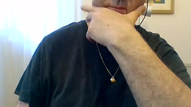 Snapshot of ANONIMO7735 chatting on May 14, 2026, 5:04 am ANONIMO7735 online show from May 14, 2026, 5:04 am