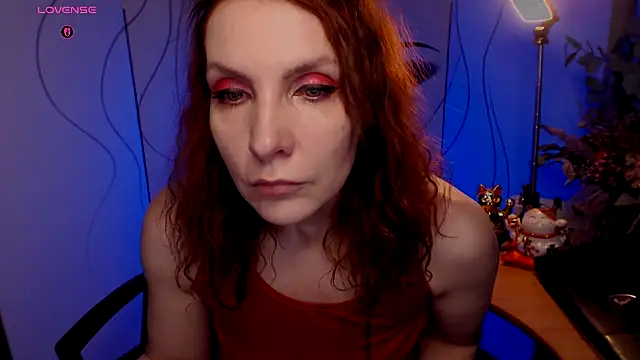 JohansonKatie online show from December 3, 2025, 7:19 am