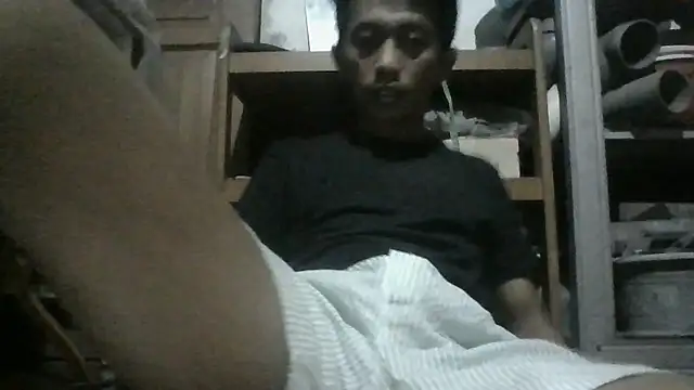 Snapshot of ditiya18 chatting on November 12, 2025, 2:32 pm ditiya18 online show from November 12, 2025, 2:32 pm