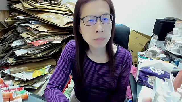 TiffanyC 4772 online show from January 26, 2025, 9:08 am