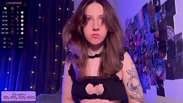 Snapshot of HotaruTomo chatting on November 30, 2025, 9:48 pm HotaruTomo online show from November 30, 2025, 9:48 pm