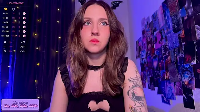 Snapshot of HotaruTomo chatting on November 19, 2025, 2:55 am HotaruTomo online show from November 19, 2025, 2:55 am