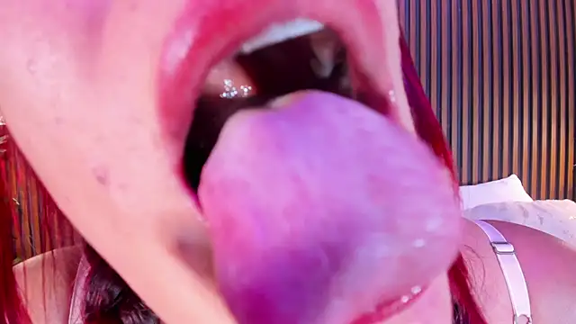 naughty flower18 online show from March 22, 2025, 2:05 am