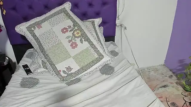 Snapshot of Margoth_clain chatting on February 7, 2026, 1:35 am Margoth clain online show from February 7, 2026, 1:35 am