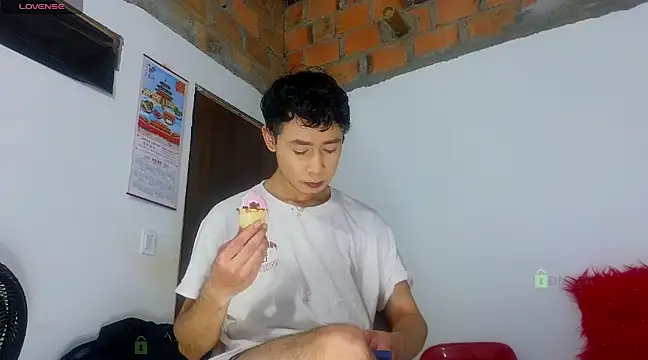 Snapshot of big_cock_mathew chatting on February 23, 2025, 7:49 pm big cock mathew online show from February 23, 2025, 7:49 pm