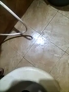 naxusxh online show from October 19, 2025, 6:32 pm