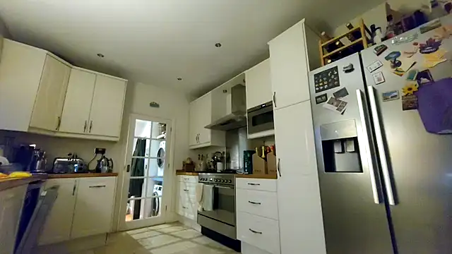 Snapshot of theSecretBallerino chatting on November 2, 2025, 6:51 am theSecretBallerino online show from November 2, 2025, 6:51 am