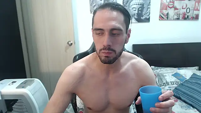 Snapshot of samuelgarcia_ chatting on January 8, 2025, 11:52 pm samuelgarcia  online show from January 8, 2025, 11:52 pm
