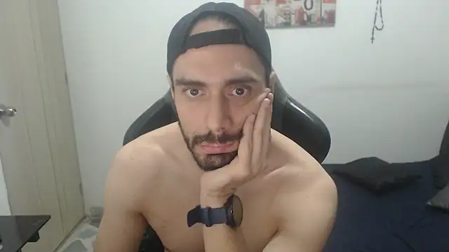 Snapshot of samuelgarcia_ chatting on September 20, 2025, 11:04 am samuelgarcia  online show from September 20, 2025, 11:04 am