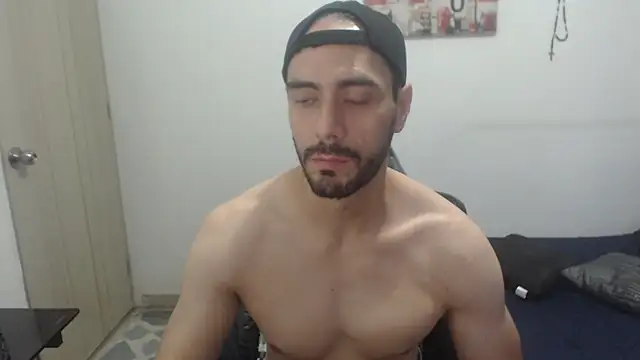 Snapshot of samuelgarcia_ chatting on September 14, 2025, 11:21 am samuelgarcia  online show from September 14, 2025, 11:21 am