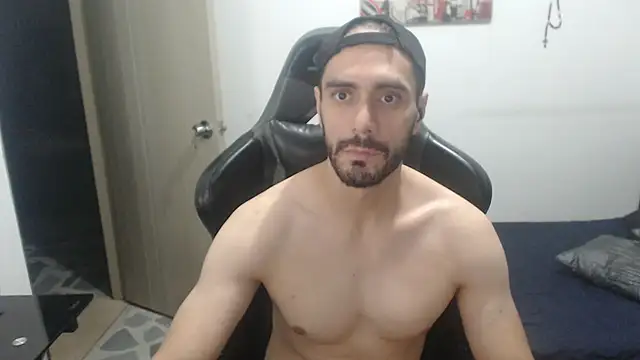 Snapshot of samuelgarcia_ chatting on September 18, 2025, 10:18 am samuelgarcia  online show from September 18, 2025, 10:18 am