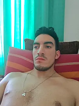 TommyMomentum online show from November 28, 2025, 5:35 pm