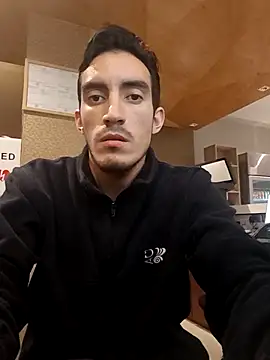 TommyMomentum online show from April 5, 2026, 2:51 am