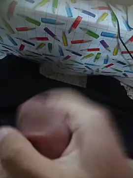 zakimir123 online show from April 12, 2026, 11:41 pm