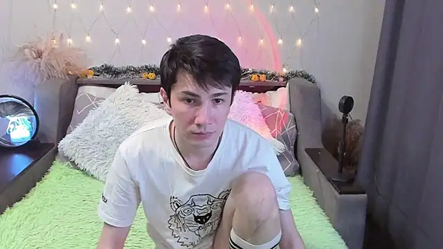 Snapshot of Yumi_steve chatting on November 27, 2025, 3:34 pm Yumi steve online show from November 27, 2025, 3:34 pm