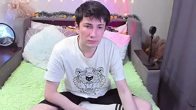 Snapshot of Yumi_steve chatting on November 2, 2025, 4:23 pm Yumi steve online show from November 2, 2025, 4:23 pm