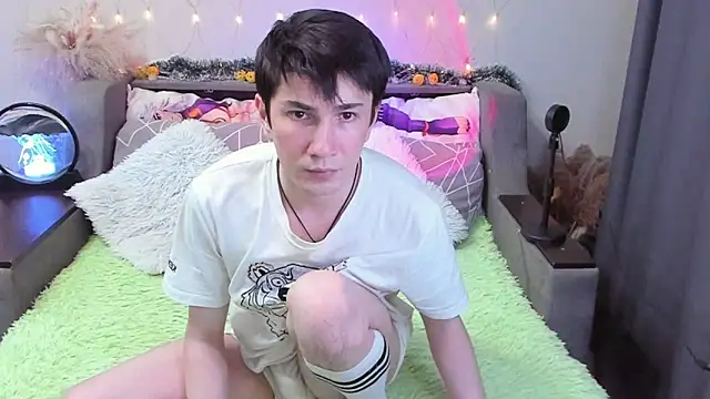 Snapshot of Yumi_steve chatting on November 14, 2025, 3:26 pm Yumi steve online show from November 14, 2025, 3:26 pm