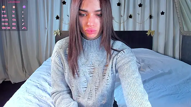 JesikaLooove online show from February 5, 2026, 7:48 am