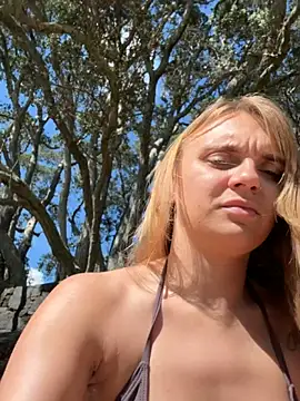 jessieamy online show from November 13, 2025, 9:08 pm