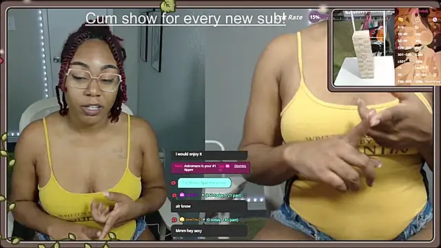 Snapshot of Cheybaaee chatting on October 1, 2025, 1:44 am Cheybaaee online show from October 1, 2025, 1:44 am