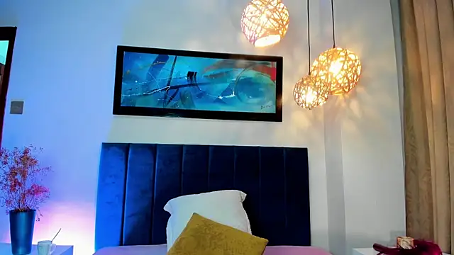 JupiteFox online show from February 5, 2026, 11:44 pm