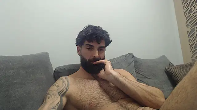 Verycutex online show from February 10, 2026, 6:29 pm